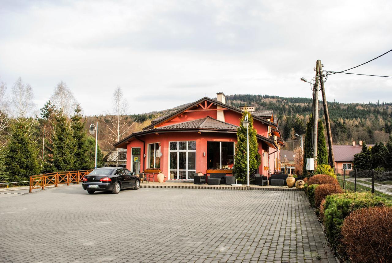 Hotel Krak Мисленице Екстериор снимка
