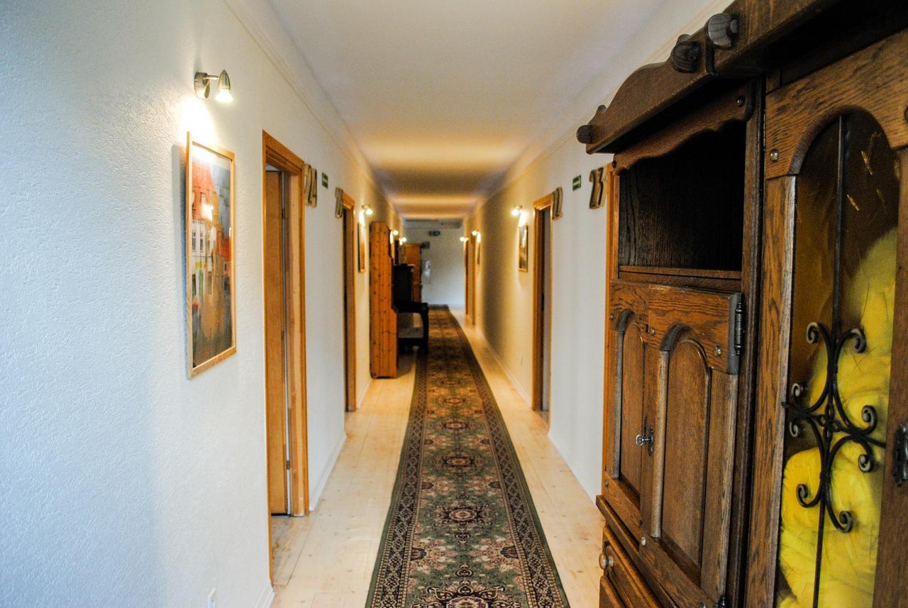Hotel Krak Мисленице Екстериор снимка
