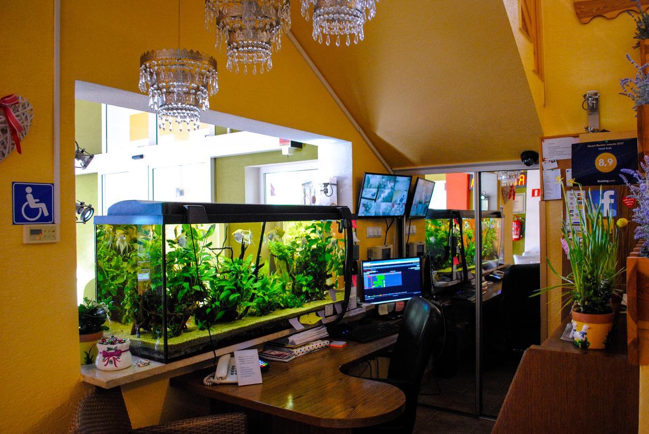 Hotel Krak Мисленице Екстериор снимка