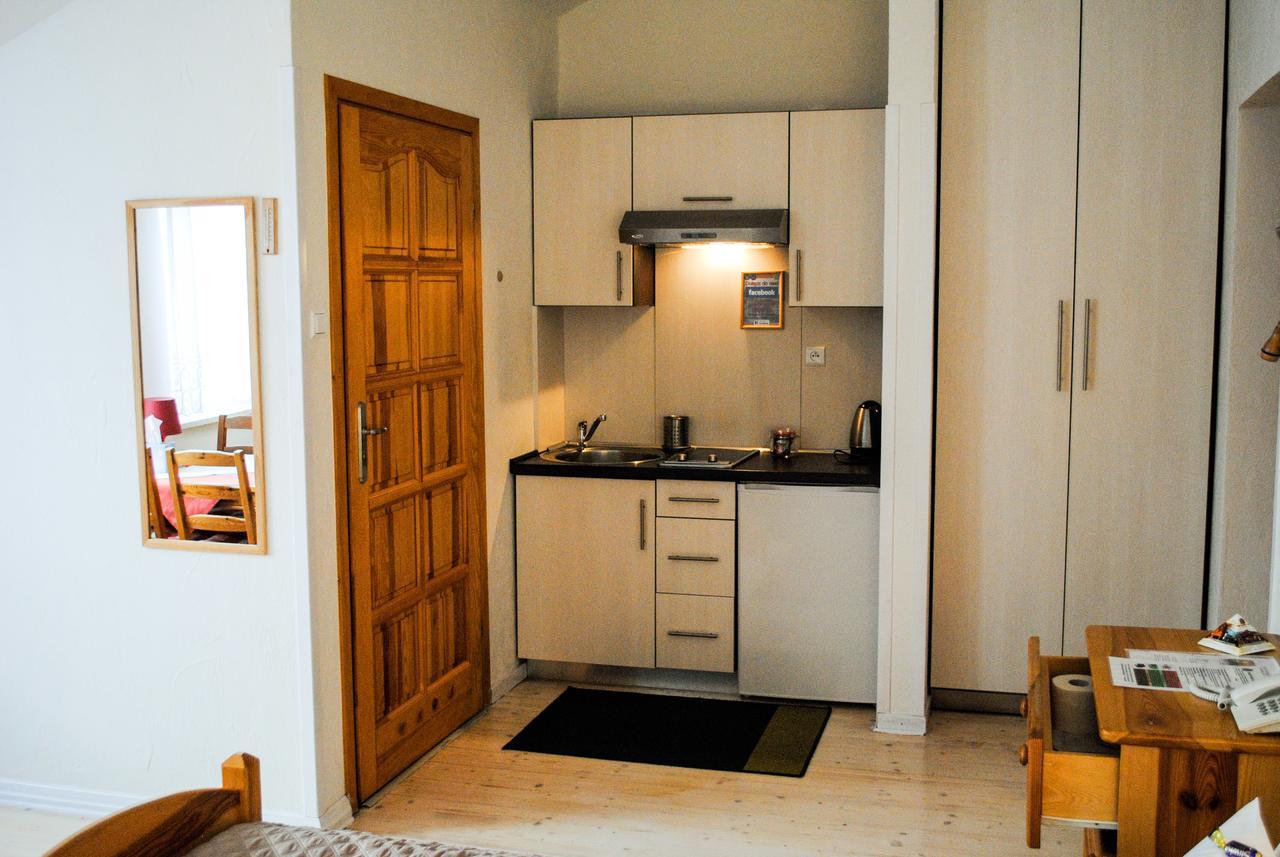 Hotel Krak Мисленице Екстериор снимка
