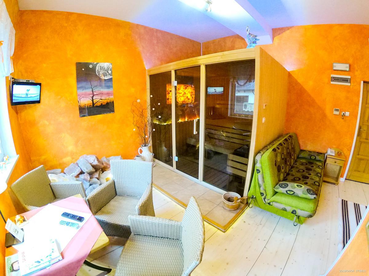 Hotel Krak Мисленице Екстериор снимка
