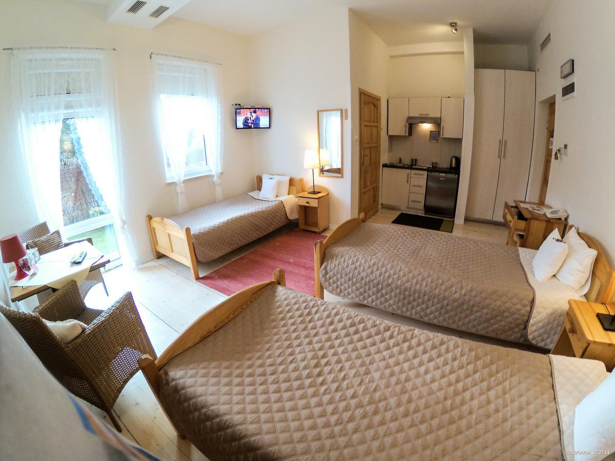Hotel Krak Мисленице Екстериор снимка