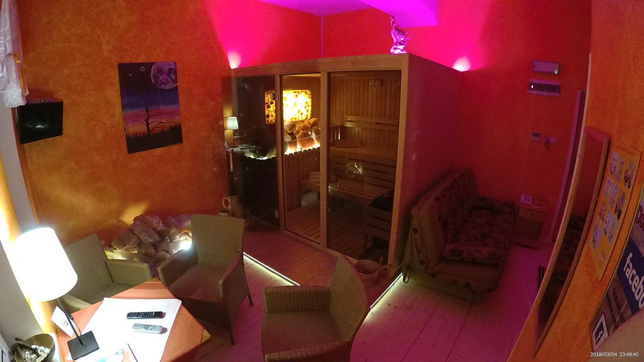 Hotel Krak Мисленице Екстериор снимка