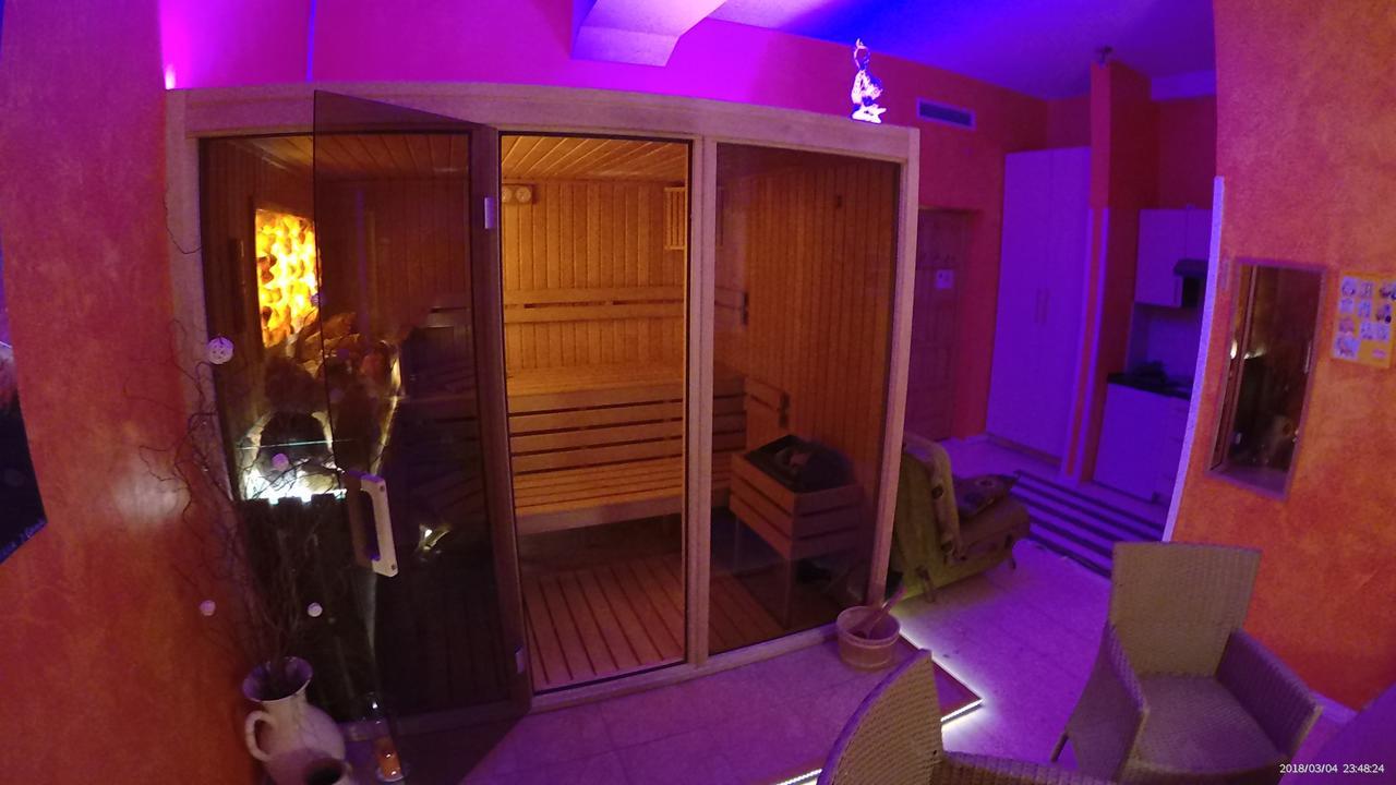 Hotel Krak Мисленице Екстериор снимка